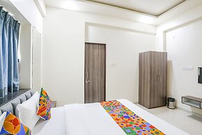 Fabexpress Radiant Guest House