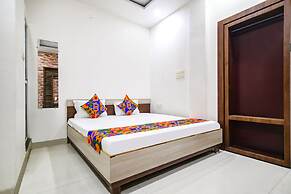 Fabexpress Olive Inn