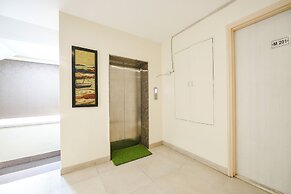Fabhotel The Mikado