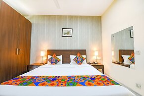 Fabhotel The Mikado