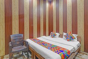 FabHotel Shree Ram Aadhar