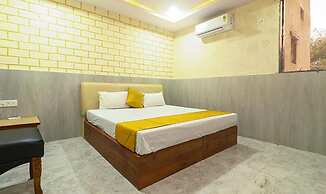 Fabhotel Rama Inn I