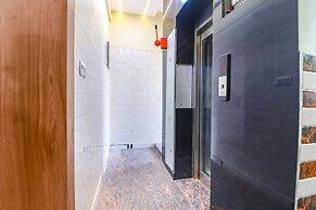 Fabhotel Starlight