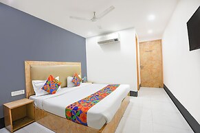 FabHotel Moody Inn Kalkaji