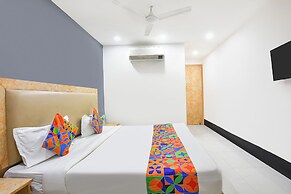 FabHotel Moody Inn Kalkaji