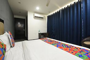 FabHotel Moody Inn Kalkaji