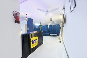 FabHotel Moody Inn Kalkaji
