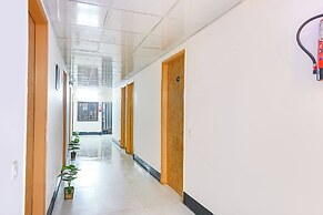 FabHotel Moody Inn Kalkaji