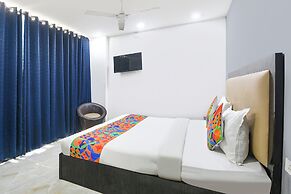 FabHotel Moody Inn Kalkaji