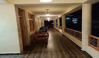 Fabhotel Mahavir