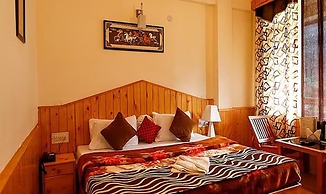 Fabhotel Mahavir
