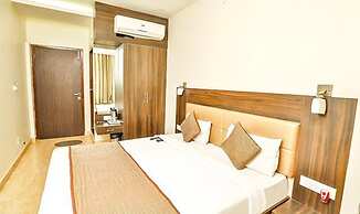 Fabhotel Taldar Inn