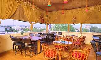 Fabhotel Taldar Inn