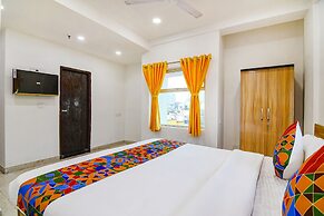 Fabhotel Grand Hazra Inn