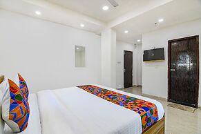 Fabhotel Grand Hazra Inn