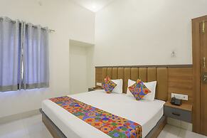 Fabhotel Downtown Residency