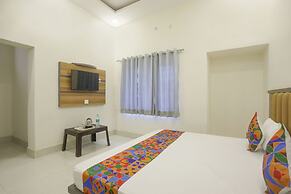 Fabhotel Downtown Residency