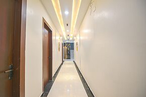 Fabhotel Relax Inn Palace