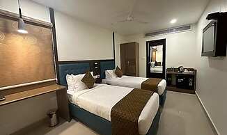 Fabhotel Prime Landridge