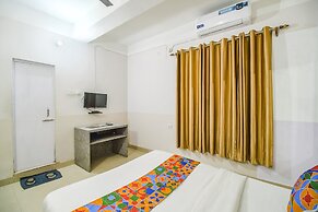 Fabexpress Sai Villa