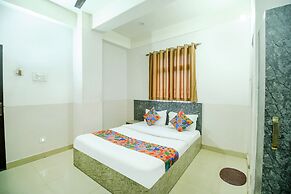 Fabexpress Sai Villa
