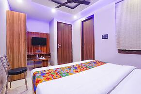 Fabhotel The Palacio