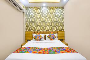 Fabhotel The Palacio