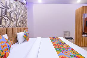 Fabhotel The Palacio
