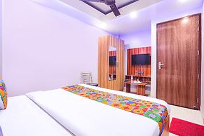 Fabhotel The Palacio