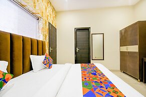 Fabhotel Royal Regency I