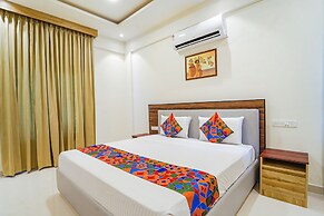 Fabhotel Easy Nest
