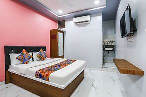 Fabhotel Carnival I