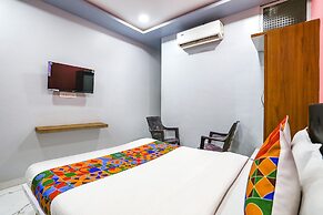 Fabhotel Carnival I