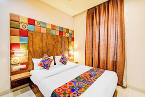 Fabhotel Arastu Plaza