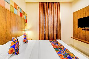 Fabhotel Arastu Plaza