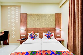 Fabhotel Arastu Plaza