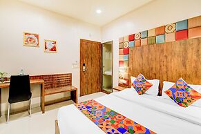 Fabhotel Arastu Plaza