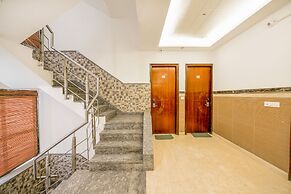 Fabhotel Silver Crown I