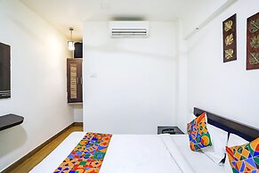 Fabhotel Leo