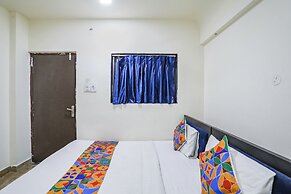 Fabhotel Leo