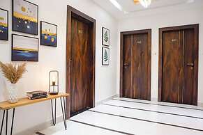 FabHotel Lotus Blue