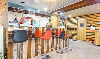 Fabhotel Prime Emerald I