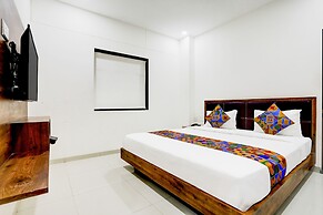 Fabhotel Maa Gayatri