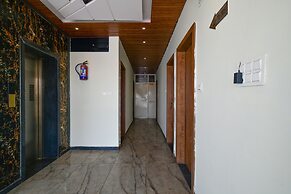 Fabhotel Ss Blue