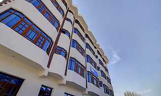 Fabhotel Prime Grand Ali