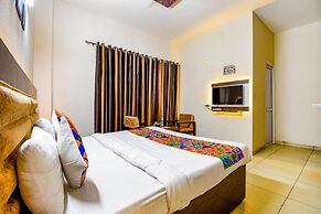 Fabhotel G-5 Villa