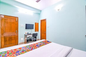 Fabhotel Vicky
