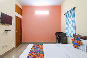 Fabhotel Vicky