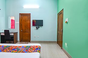 Fabhotel Vicky
