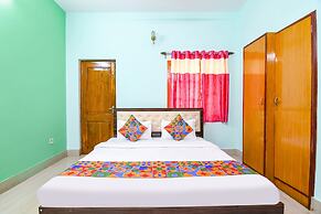 Fabhotel Vicky